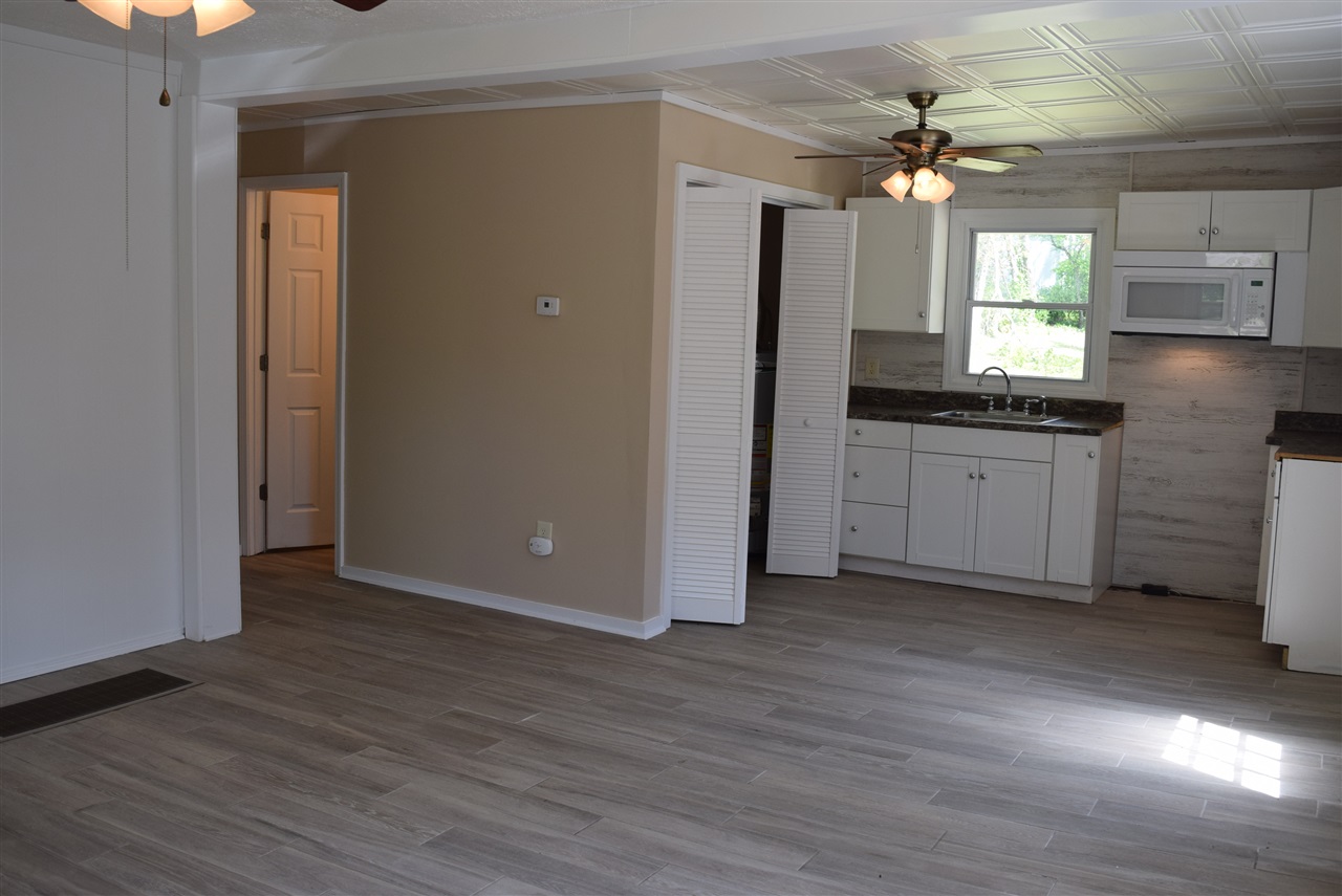 Listing Picture 217 Hardin Street Elizabethtown, KY 42701 MLS HK10052114