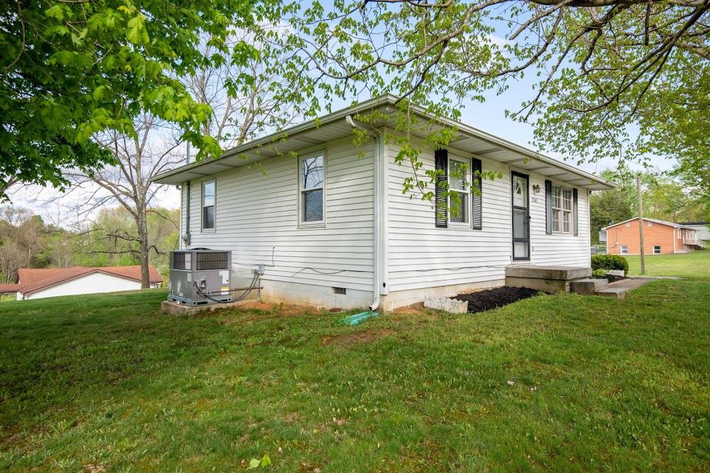 Listing Picture 2260 Knox Avenue Vine Grove, KY 40175 MLS HK10052233