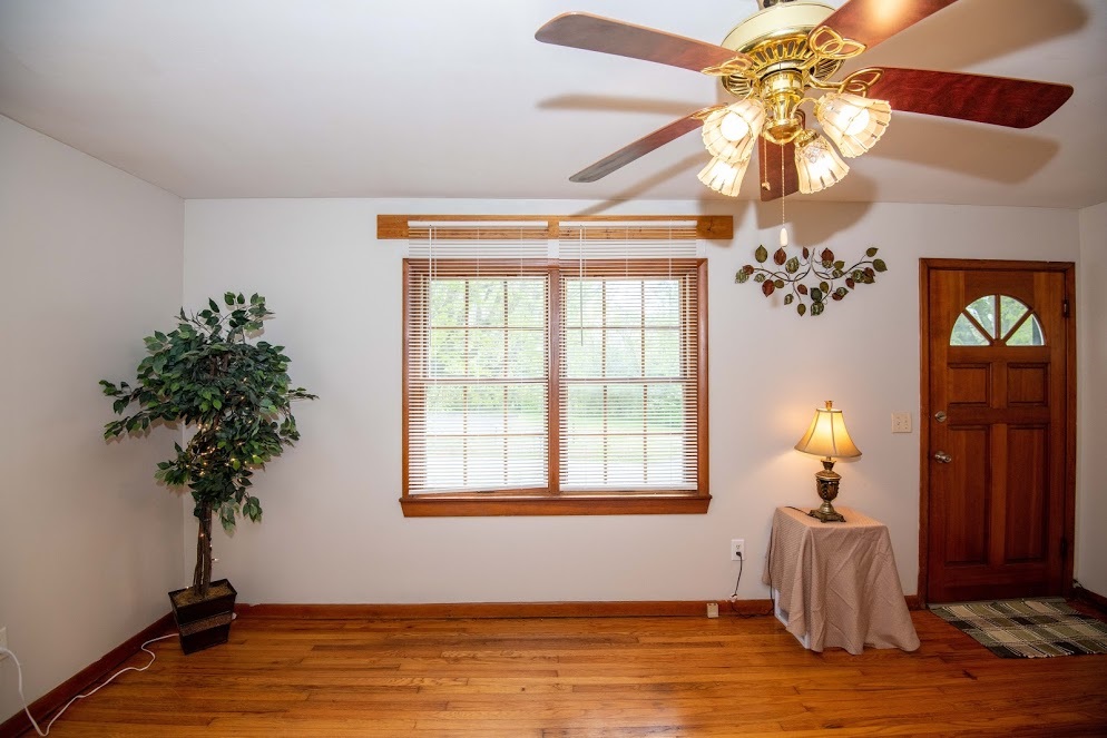 Listing Picture 2260 Knox Avenue Vine Grove, KY 40175 MLS HK10052233