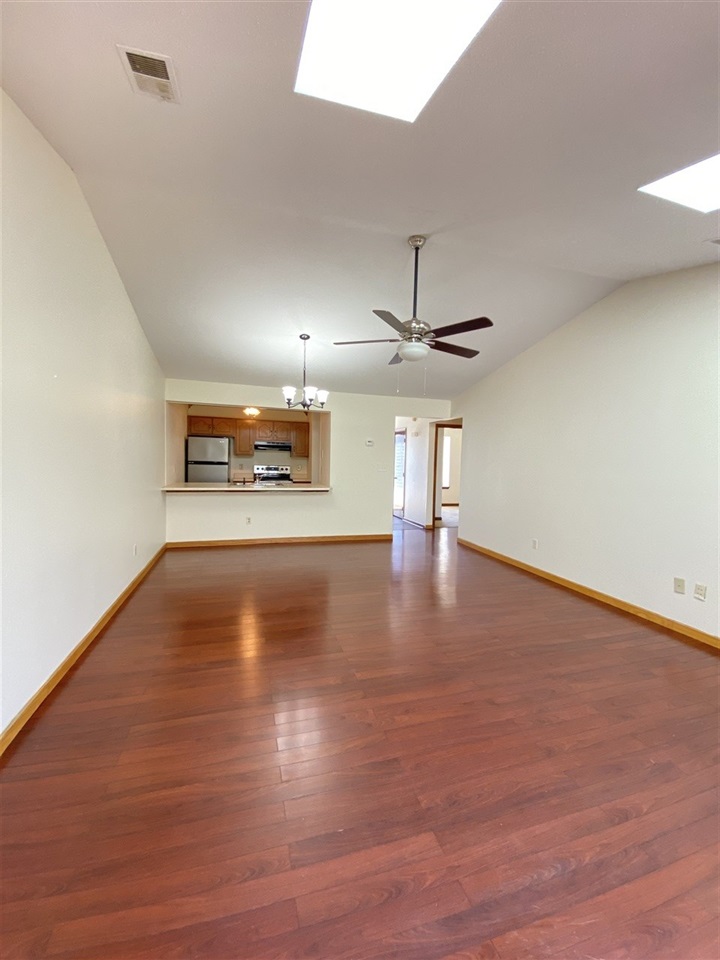 Listing Picture 611 Potomac Court Radcliff, KY 40160 MLS HK10052240