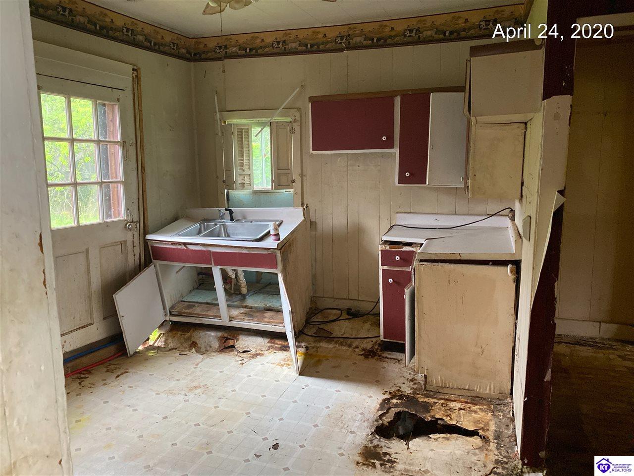 Listing Picture 2750 Priceville Road Bonnieville, KY 42713 MLS HK10052318