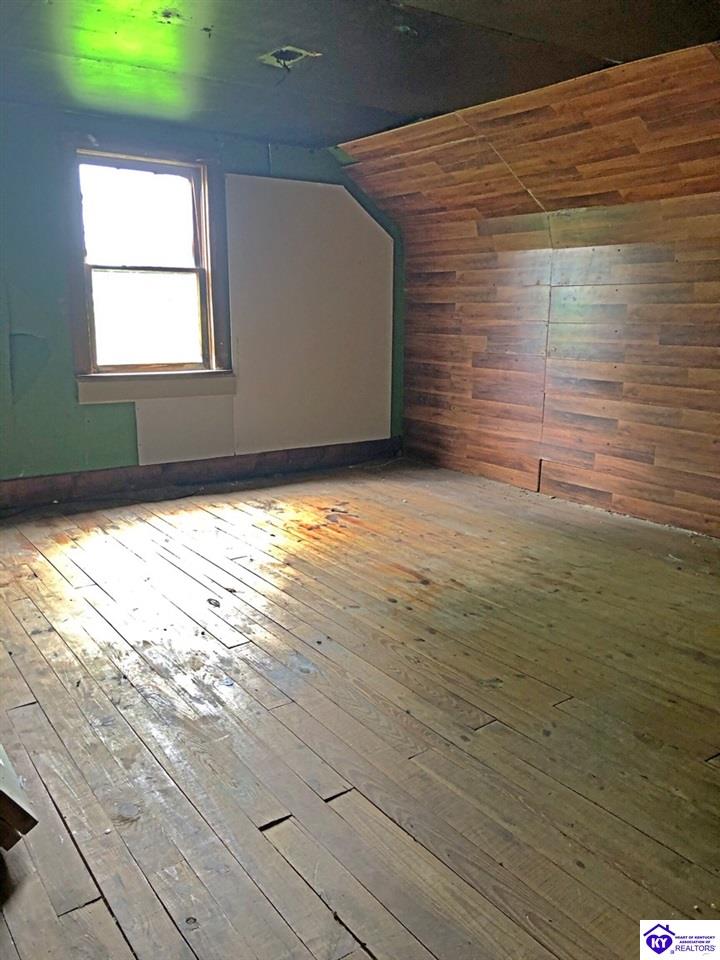 Listing Picture 5771 Lawrenceburg Road , KY 40012 MLS HK10052447