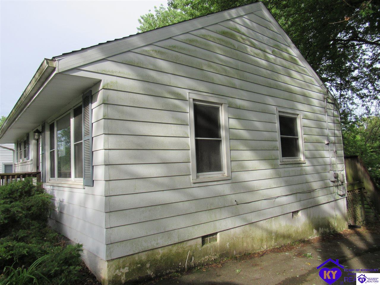 Listing Picture 504 Village Drive Elizabethtown, KY 42701 MLS HK10052588