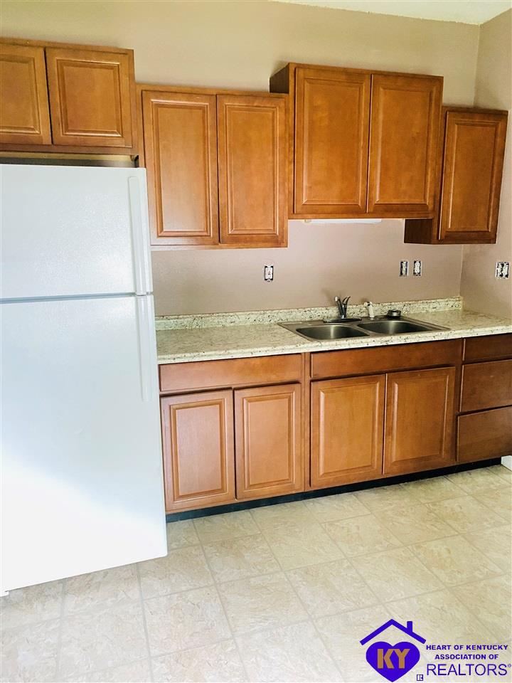 Listing Picture 101 Vertrees Court Elizabethtown, KY 42701 MLS HK10052642