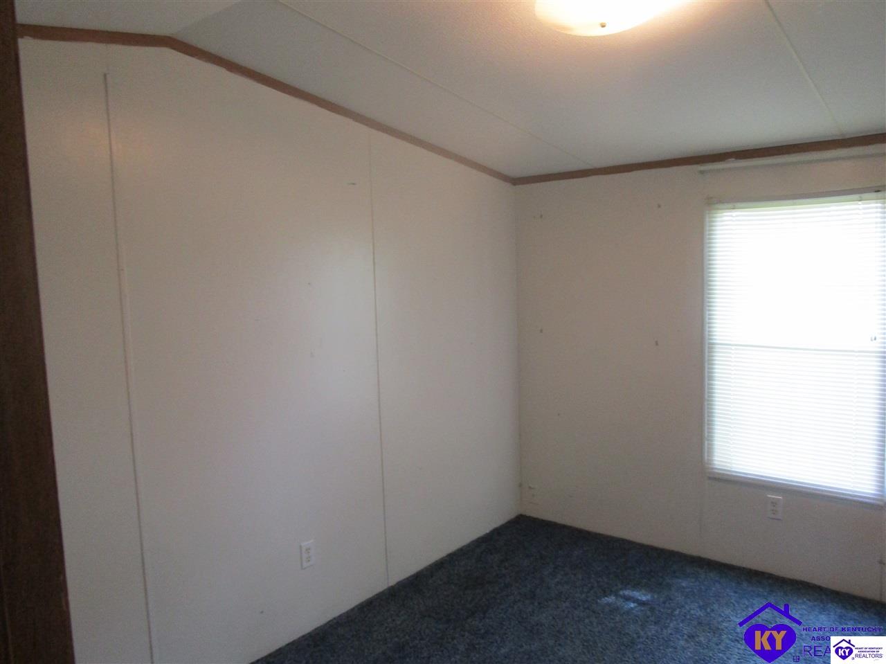 Listing Picture 303 S Meadow Drive Irvington, KY 40146 MLS HK10052861