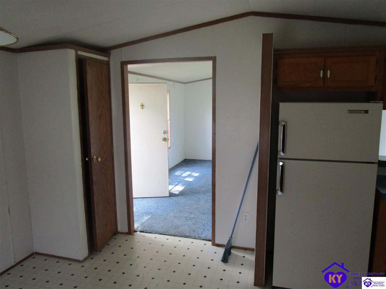 Listing Picture 303 S Meadow Drive Irvington, KY 40146 MLS HK10052861