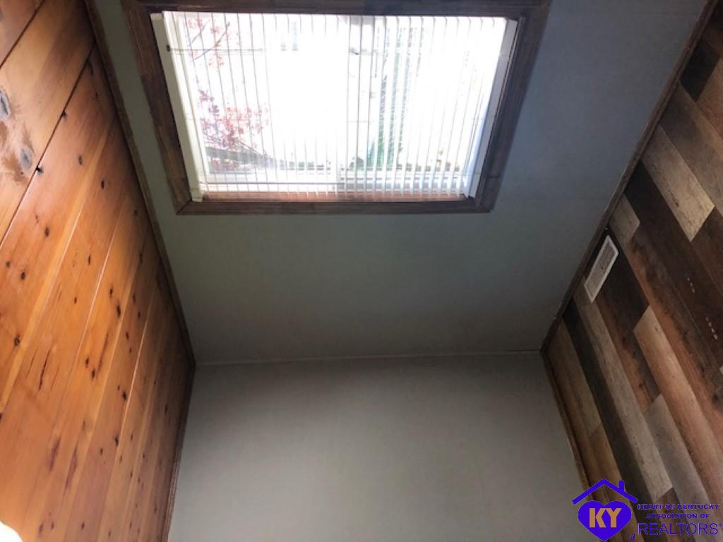 Listing Picture 229 Henry Street Elizabethtown, KY 42701 MLS HK10052923