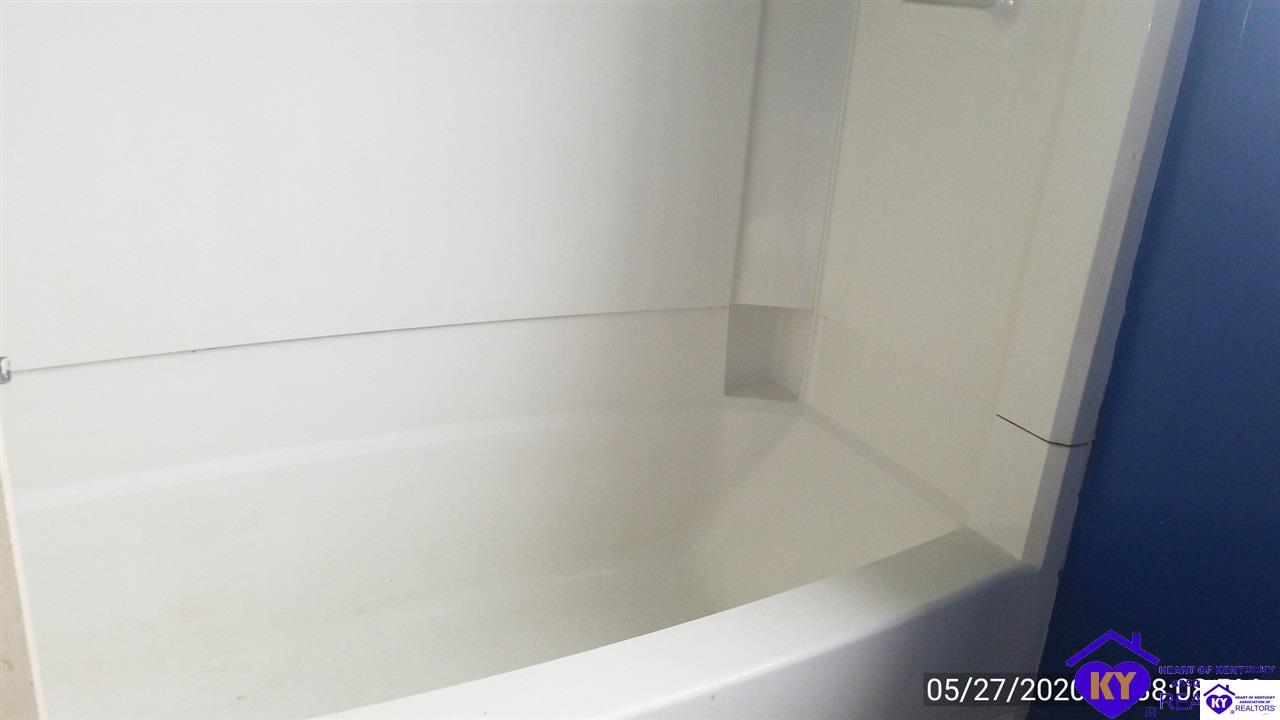 Listing Picture 4586 Speck Ridge Road Elk Horn, KY 42733 MLS HK10053087