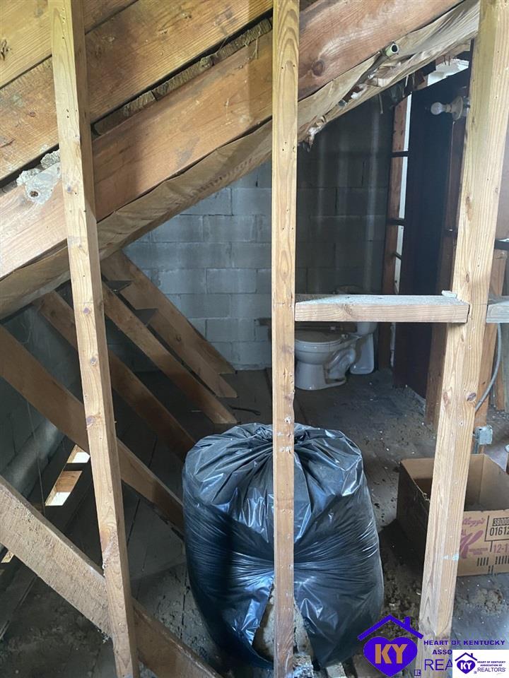 Listing Picture 701 Main Street West Point, KY 40177 MLS HK10053560