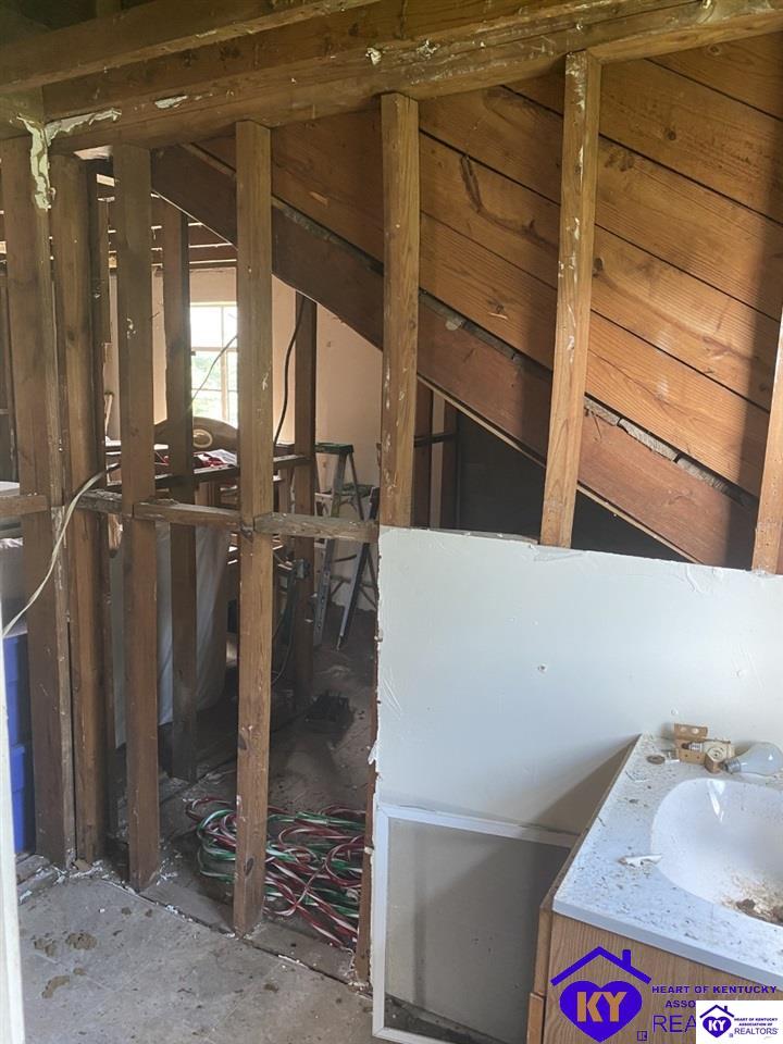 Listing Picture 701 Main Street West Point, KY 40177 MLS HK10053560