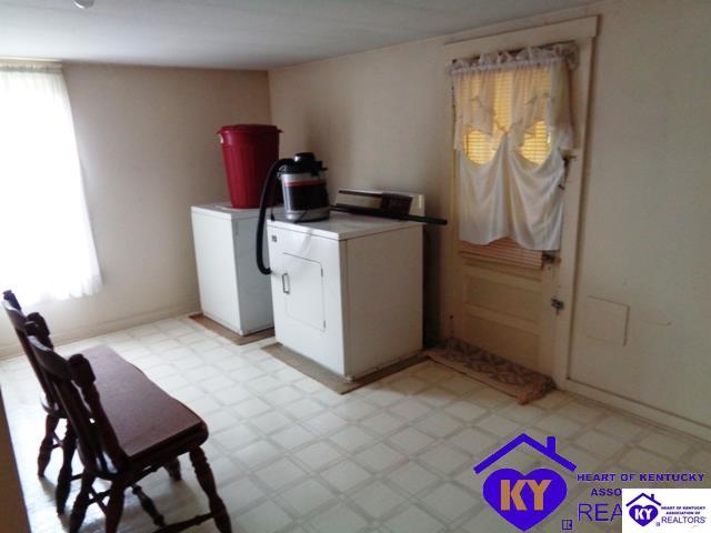 Listing Picture 1002 Sprowles Ridge Road Campbellsville, KY 42718 MLS HK10053571