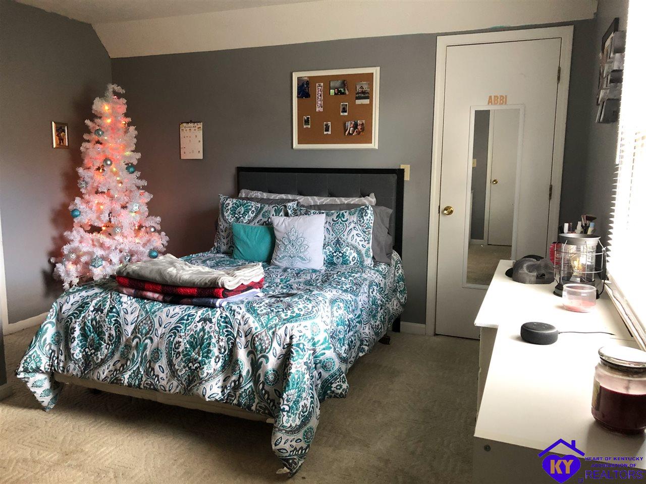 Listing Picture 101 W Locust Street Greensburg, KY 42743 MLS HK10054550