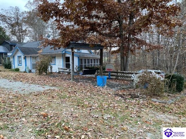 Listing Picture 122 Lawrence Lane McDaniels, KY 40152 MLS HK10050737