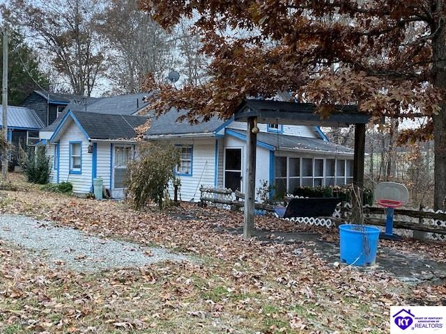 Listing Picture 122 Lawrence Lane McDaniels, KY 40152 MLS HK10050737