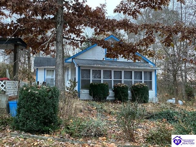 Listing Picture 122 Lawrence Lane McDaniels, KY 40152 MLS HK10050737