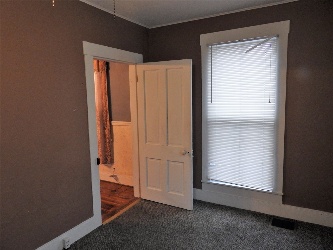 Listing Picture 501 Central Avenue Elizabethtown, KY 42701 MLS HK10050916