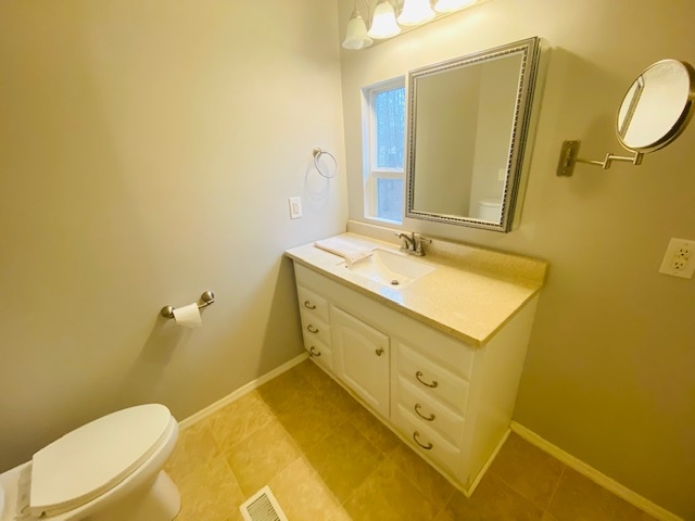 Listing Picture 305 Woods Road Elizabethtown, KY 42701 MLS HK10051284