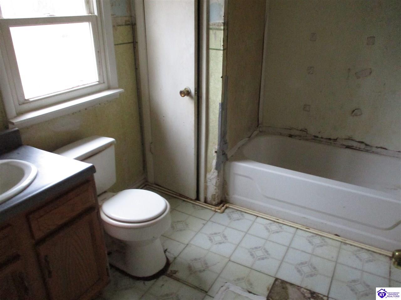 Listing Picture 3435 S Long Grove Road Glendale, KY 42740 MLS HK10051230