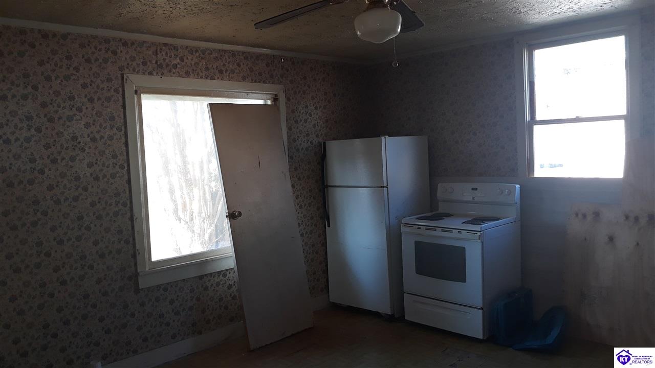 Listing Picture 815 Hawkins Drive Elizabethtown, KY 42701 MLS HK10051251