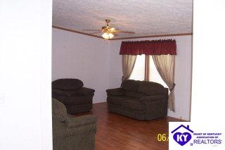 Listing Picture 1900 Tanner Road Hodgenville, KY 42748 MLS HK9991667