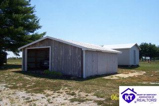 Listing Picture 1900 Tanner Road Hodgenville, KY 42748 MLS HK9991667