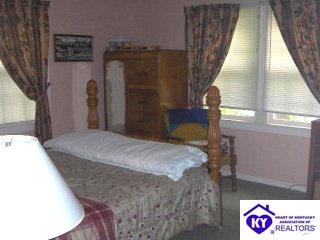 Listing Picture 218 E Maple Avenue Irvington, KY 40146 MLS HK9991321