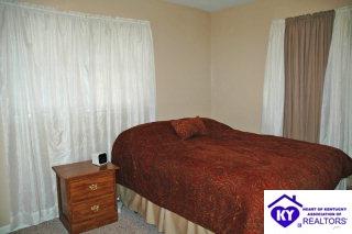 Listing Picture 224 Forresta Court Hodgenville, KY 42748 MLS HK9993733