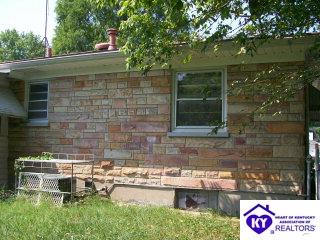 Listing Picture 4307 Estate Drive Louisville, KY 40216 MLS HK9994113