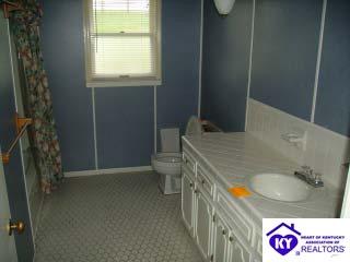 Listing Picture 174 Lemon Bend Road Campbellsville, KY 42718 MLS HK9993989