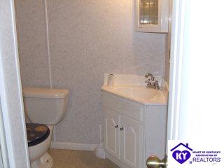 Listing Picture 211 Miller Avenue Radcliff, KY 40160 MLS HK9993782