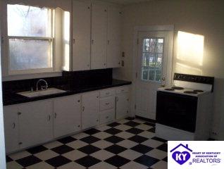 Listing Picture 319 High Street Vine Grove, KY 40175 MLS HK9993931