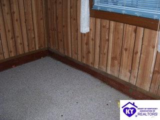 Listing Picture 734 Gheens Avenue Louisville, KY 40214 MLS HK9994064