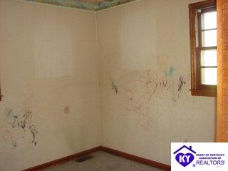 Listing Picture 416 Knox Avenue Vine Grove, KY 40175 MLS HK9994267