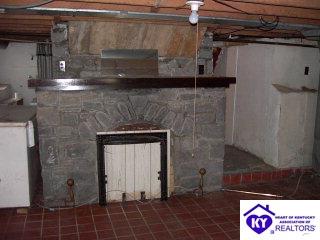 Listing Picture 312 E Columbia Avenue Greensburg, KY 42743 MLS HK9994198