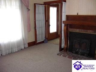 Listing Picture 312 E Columbia Avenue Greensburg, KY 42743 MLS HK9994198