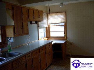 Listing Picture 312 E Columbia Avenue Greensburg, KY 42743 MLS HK9994198
