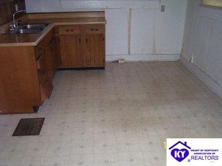 Listing Picture 104 Murphy Road Elizabethtown, KY 42701 MLS HK9994616