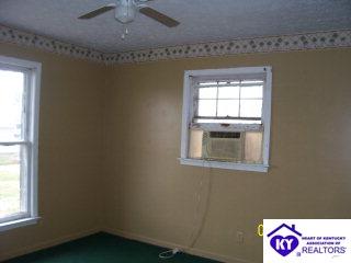 Listing Picture 1306 Floyd Street Leitchfield, KY 42754 MLS HK9994843