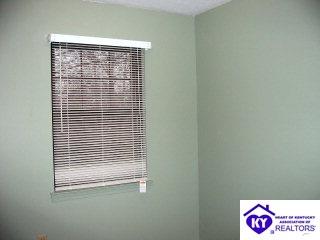 Listing Picture 704 Brian Court Radcliff, KY 40160 MLS HK9994377