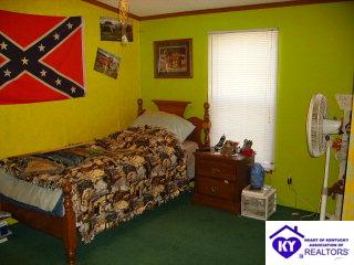 Listing Picture 261 Sixth Avenue Shepherdsville, KY 40165 MLS HK9994820