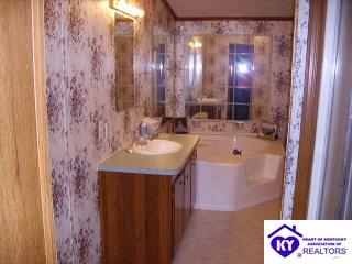 Listing Picture 261 Sixth Avenue Shepherdsville, KY 40165 MLS HK9994820