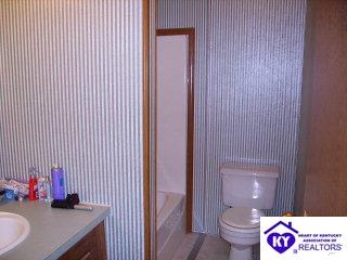 Listing Picture 261 Sixth Avenue Shepherdsville, KY 40165 MLS HK9994820