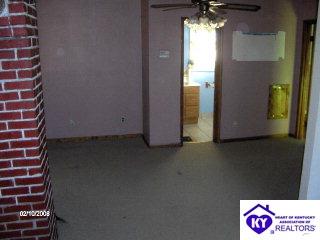 Listing Picture 840 E Main Street Vine Grove, KY 40175 MLS HK9994885