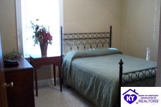 Listing Picture 527 Meader Street Campbellsville, KY 42718 MLS HK9994836