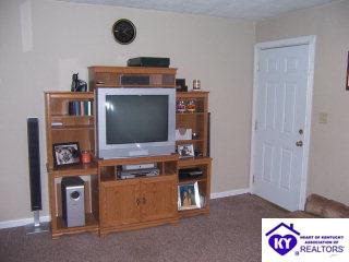 Listing Picture 410 Lee Road Elizabethtown, KY 42701 MLS HK9995512