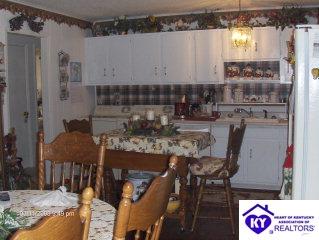 Listing Picture 51 Hickory Hill Drive Elizabethtown, KY 42701 MLS HK9995244