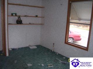 Listing Picture 202 Clara Drive Shepherdsville, KY 40165 MLS HK9995728