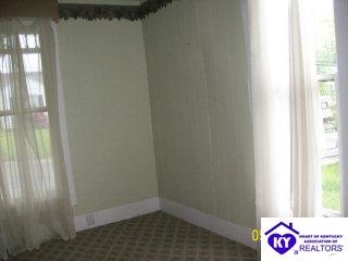 Listing Picture 219 High Street Hodgenville, KY 42748 MLS HK9996188