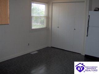 Listing Picture 413 Village Drive Elizabethtown, KY 42701 MLS HK9996430