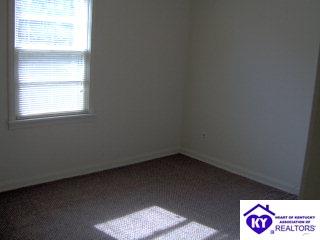 Listing Picture 413 Village Drive Elizabethtown, KY 42701 MLS HK9996430